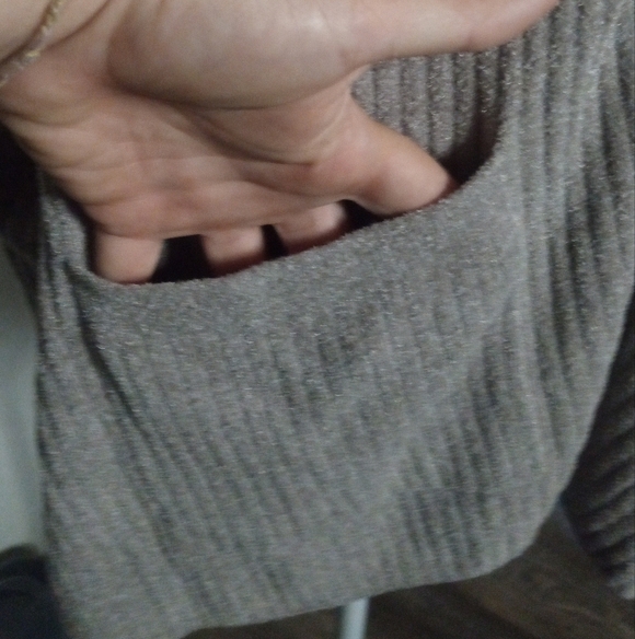 Barefoot Dreams Cozy Chic Ultra Lite Zip Up Hooded Poncho Top Gray Size Medium - Picture 8 of 8